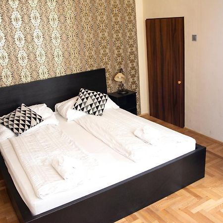 Andrassy Room Boedapest Buitenkant foto