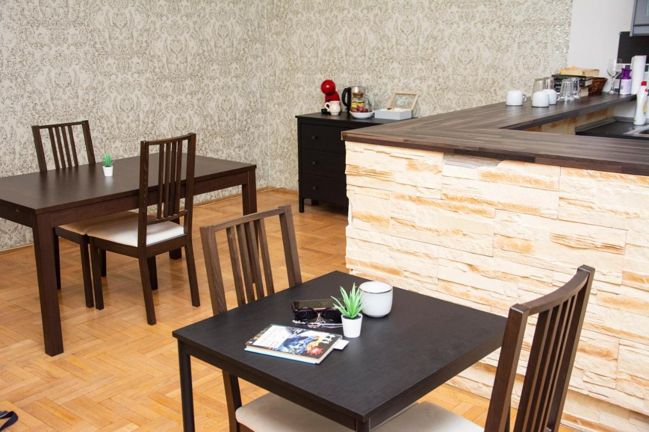 Andrassy Room Boedapest Buitenkant foto
