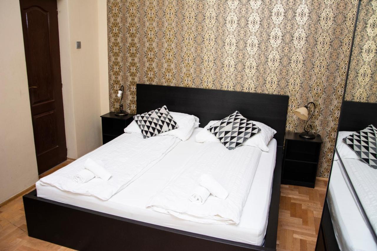 Andrassy Room Boedapest Buitenkant foto